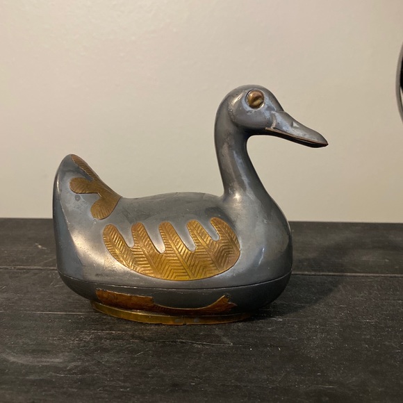 Mid modern vintage pewter and brass duck - Picture 3 of 9